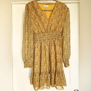 NWT Max Studio Mustard Floral V-Neck Smocked Waist Mini Dress in Size Medium